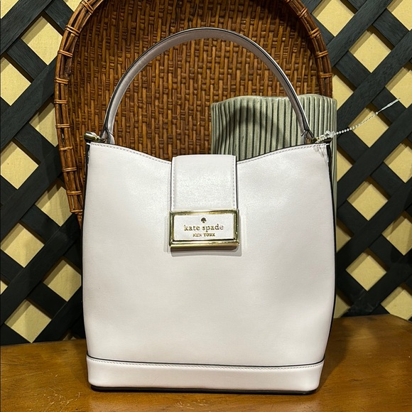 Kate Spade Pale Amethyst Reegan Bucket Bag Crossbody Handbag - Picture 2 of 16